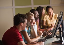 Friends on the Internet Friends on the Internet